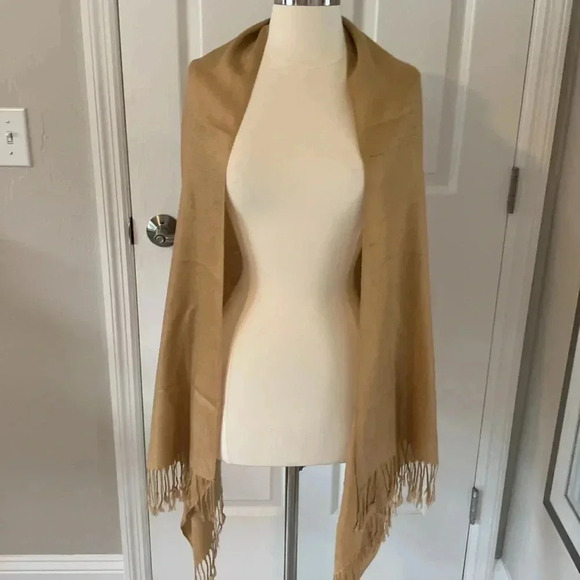 Camel pashmina wrap/scarf 30% silk - Picture 5 of 6